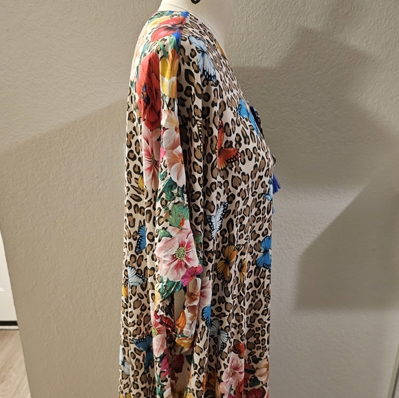 Johnny Was Lace Up Kaftan - Picture 6 of 12